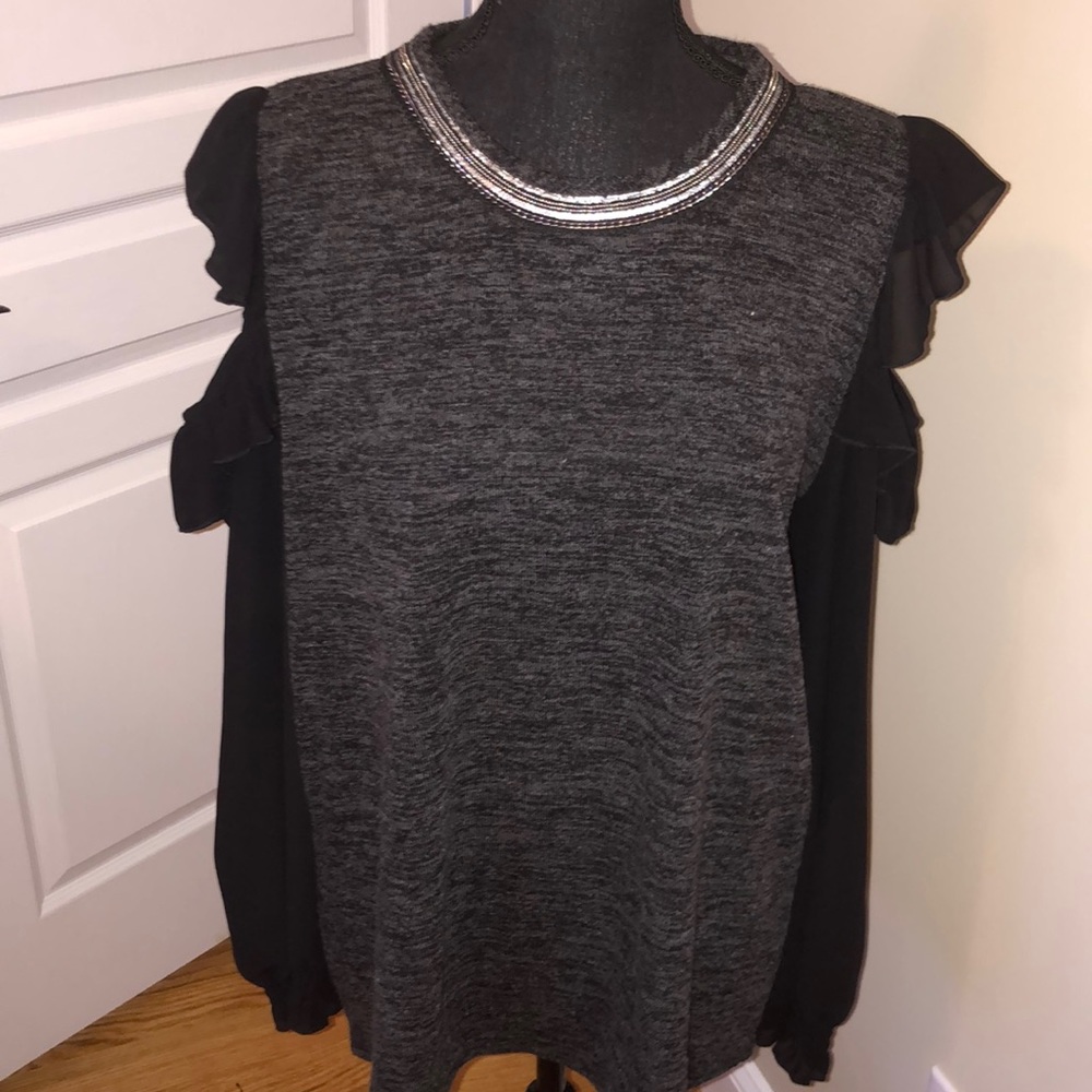 Embellished neck sweater